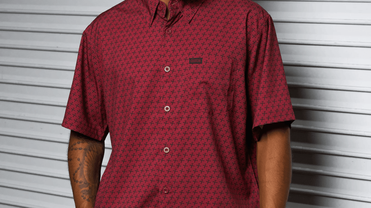 The Ultimate Guide to Styling Men's Short-Sleeve Button-Up Shirts - Dixxon Flannel Co.
