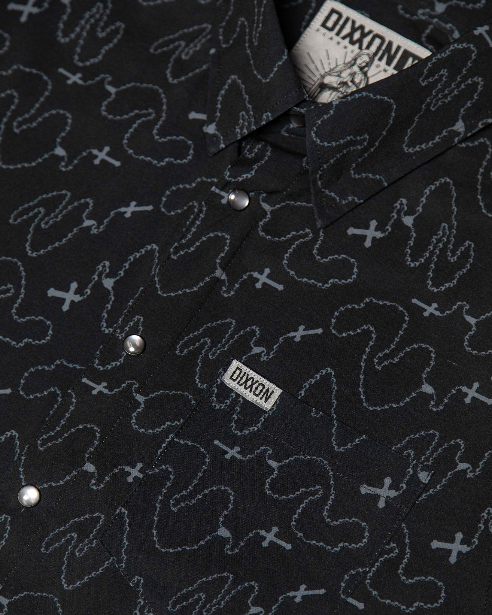 Lupe Party Shirt view 9