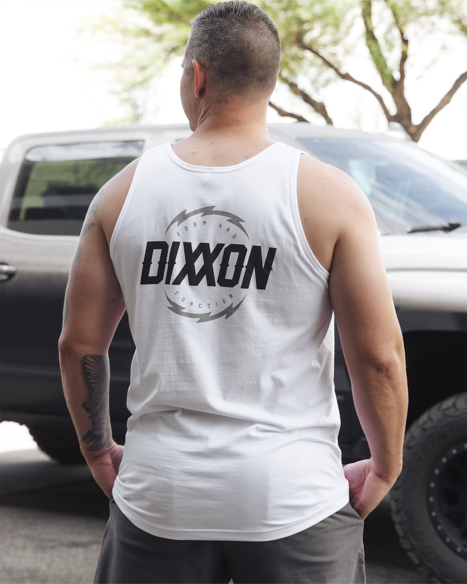 Sparks Tank - White view 1