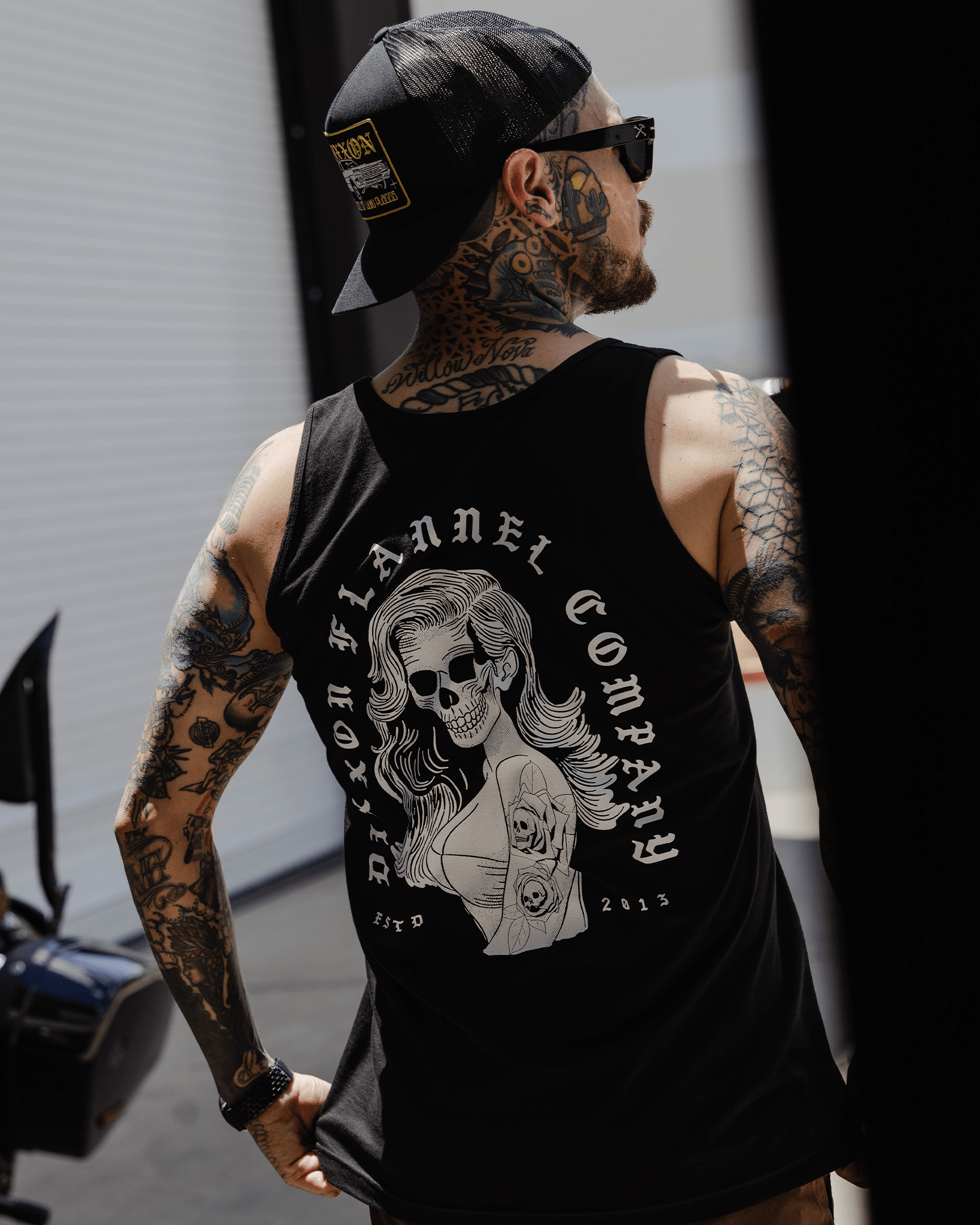 Looks That Kill Tank - Black - Dixxon Flannel Co.