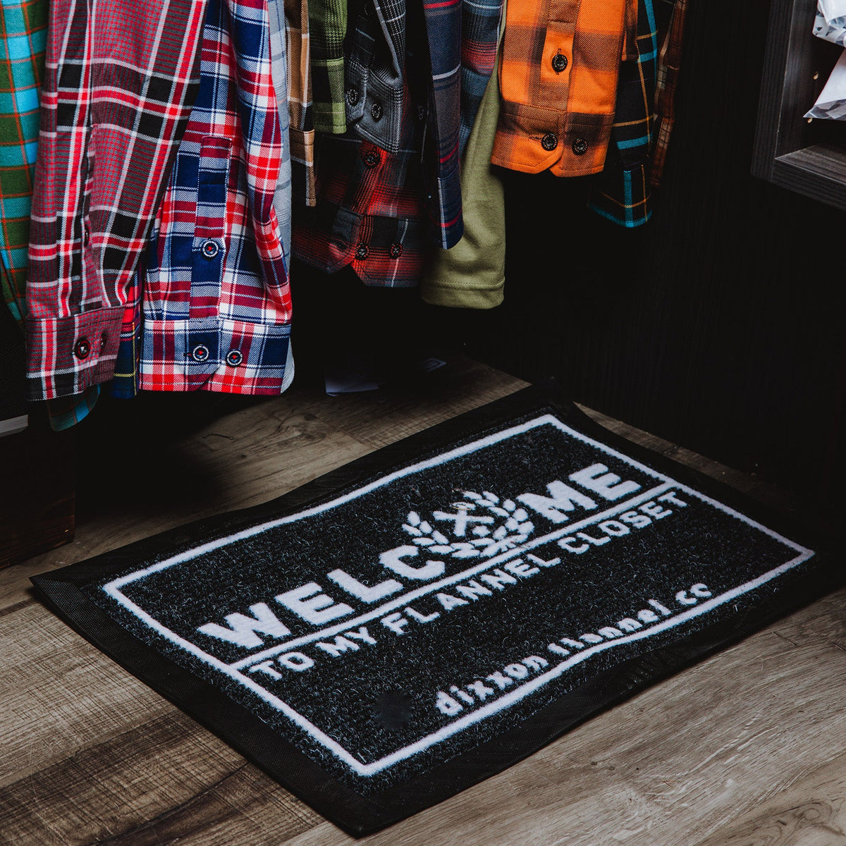welcome-to-my-flannel-closet- 