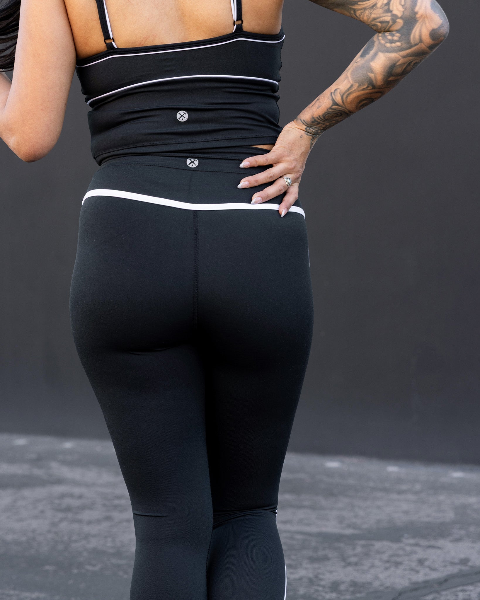 Women's Weekender Leggings - Black & White - Dixxon Flannel Co.