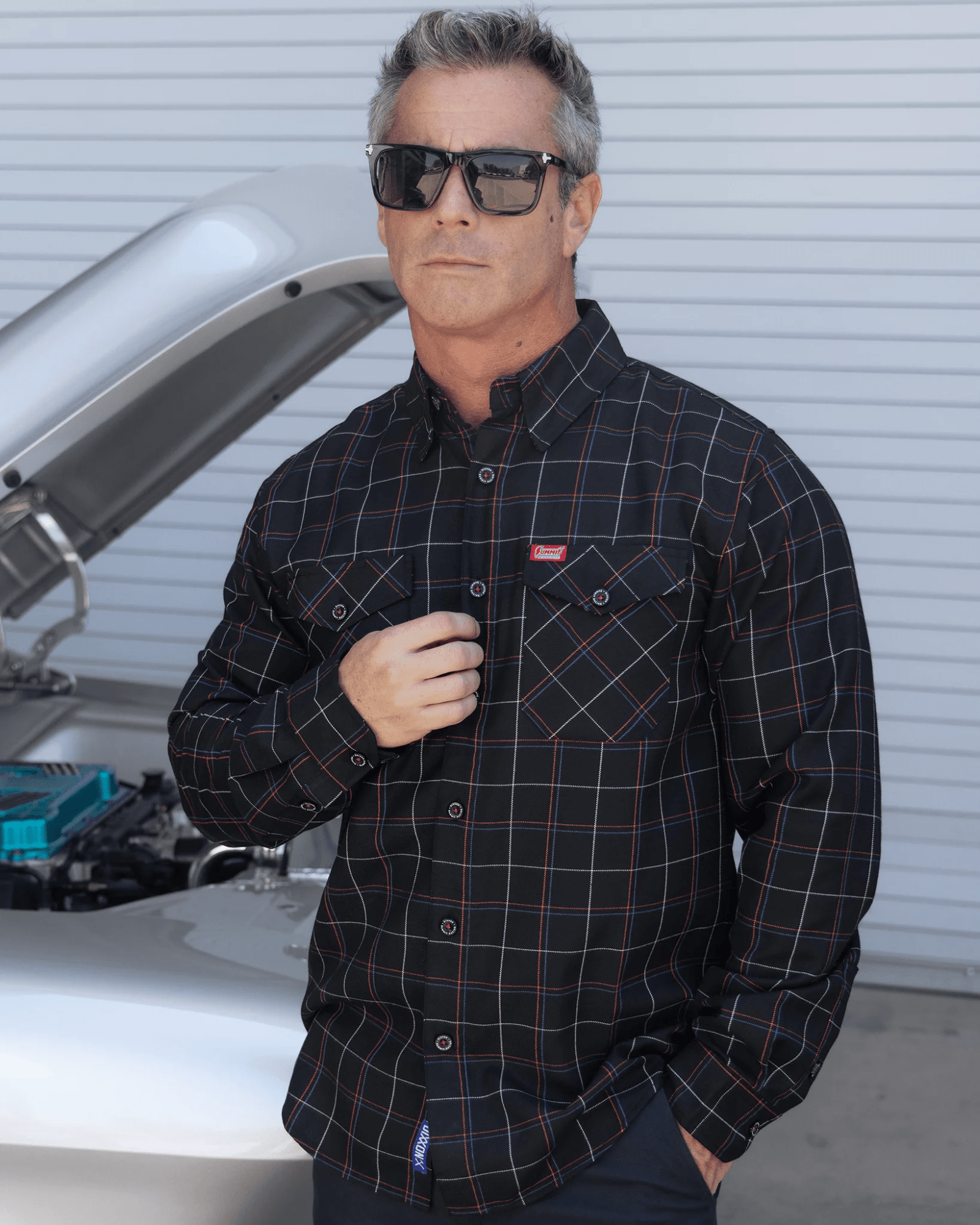 What Is Flannel? The Fabric, the Shirt & Why Quality Matters - Dixxon Flannel Co.