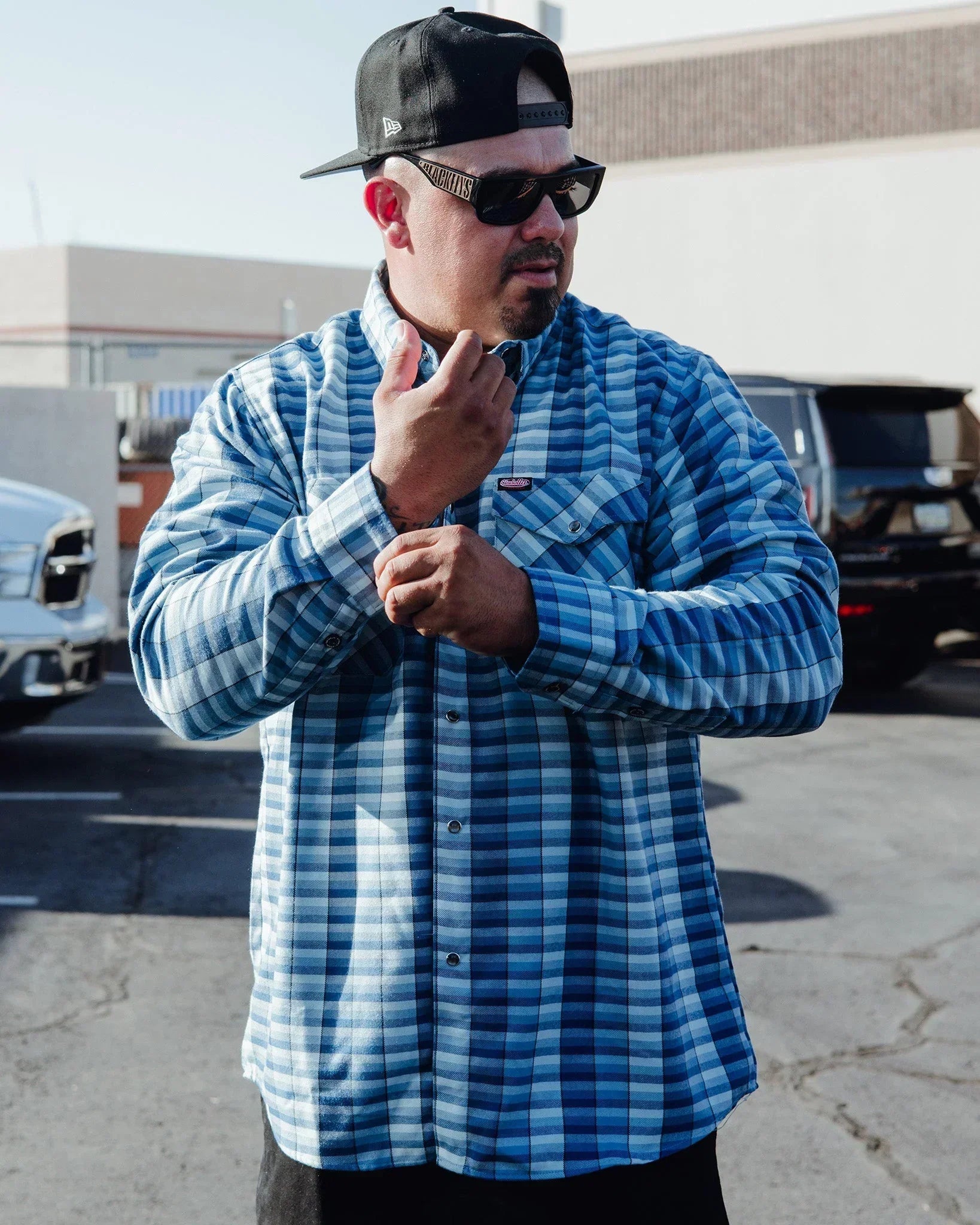 What Makes Dixxon Flannels the World’s Best? Fabric & Quality Review - Dixxon Flannel Co.