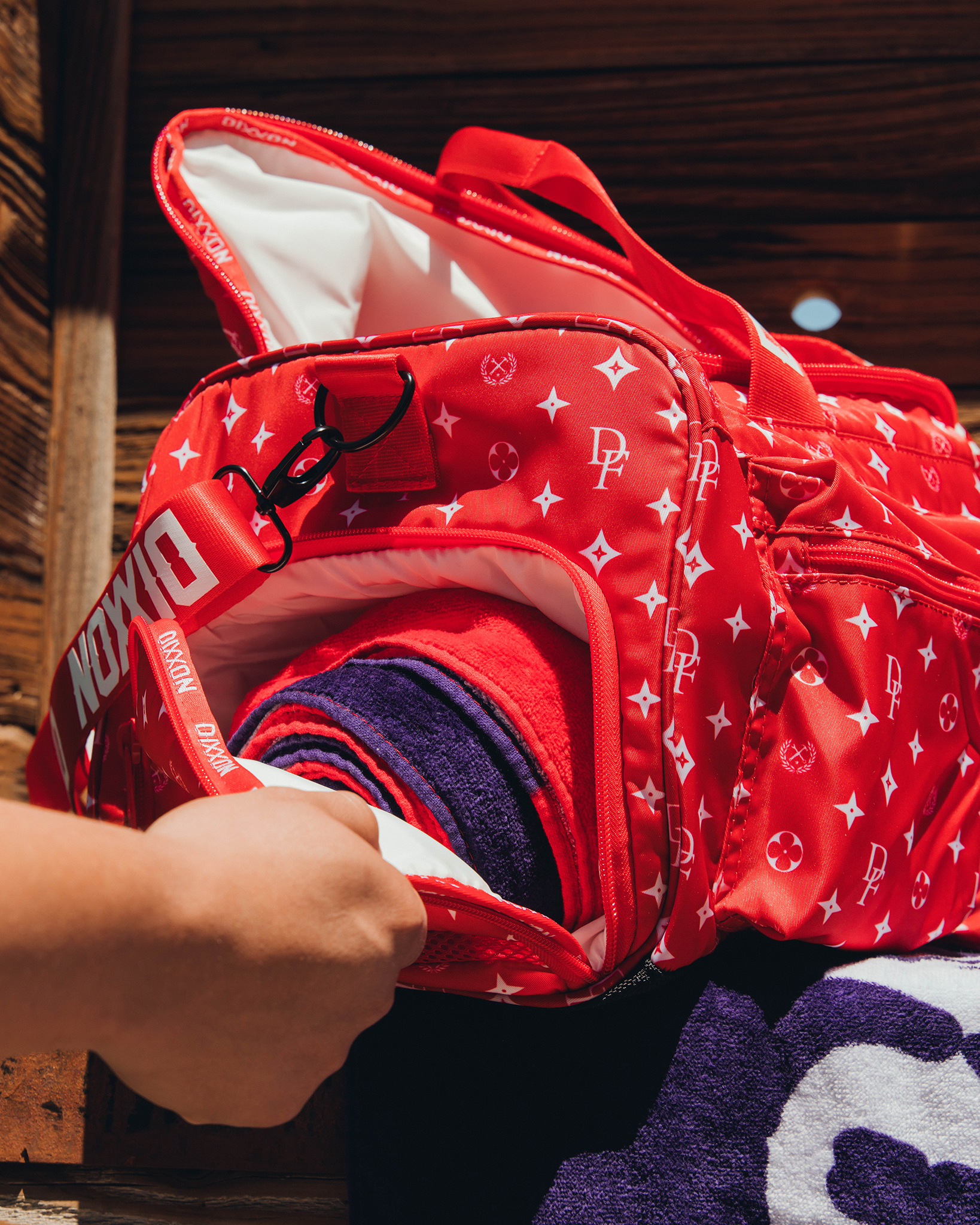 Bougie Duffle Bag - Red & White - Thumbnail 3