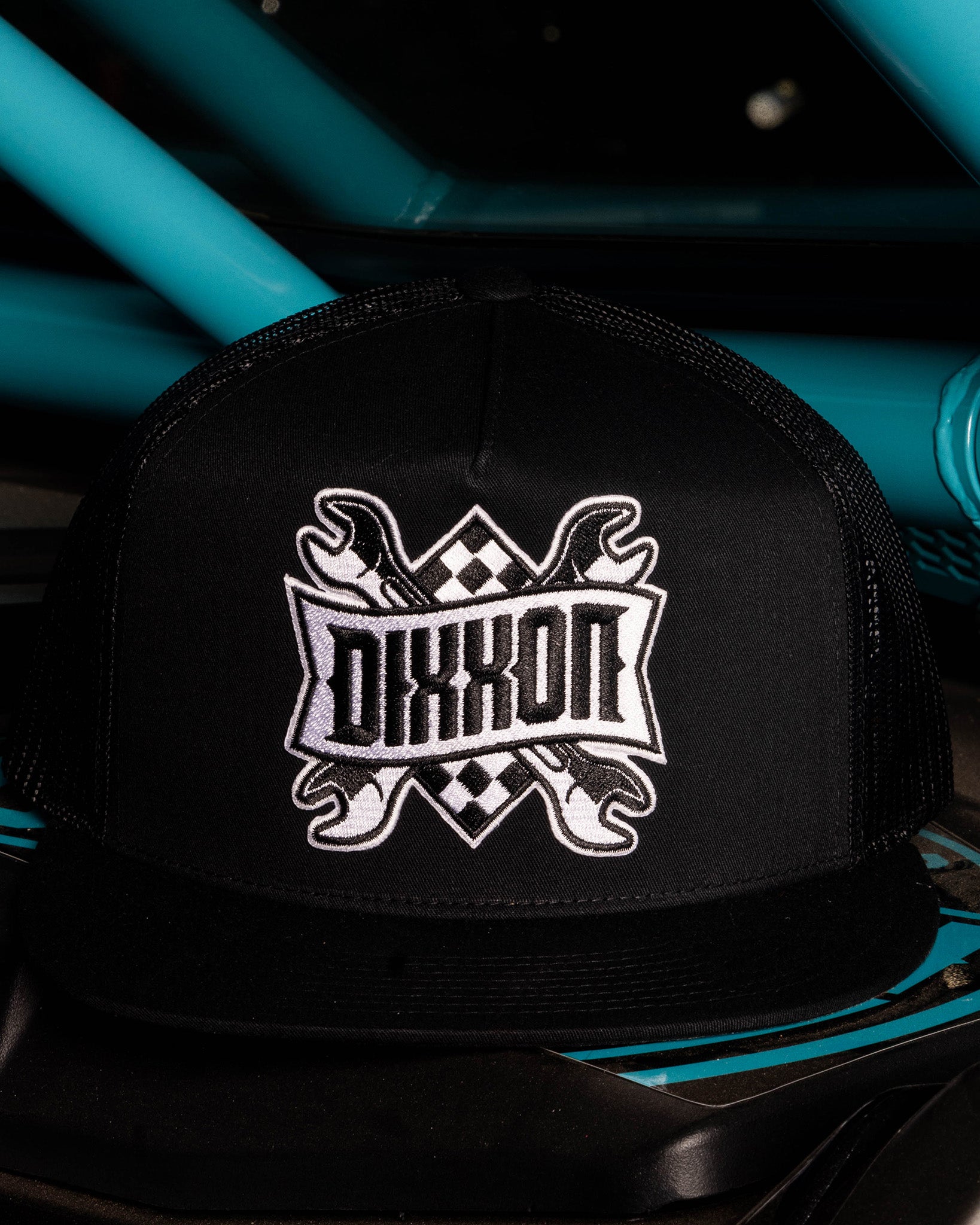 True Neutral Crew Soft Rules アヴァン・ヒップホップ Pit Crew Flat Bill Trucker Snapback | Dixxon Flannel Co.