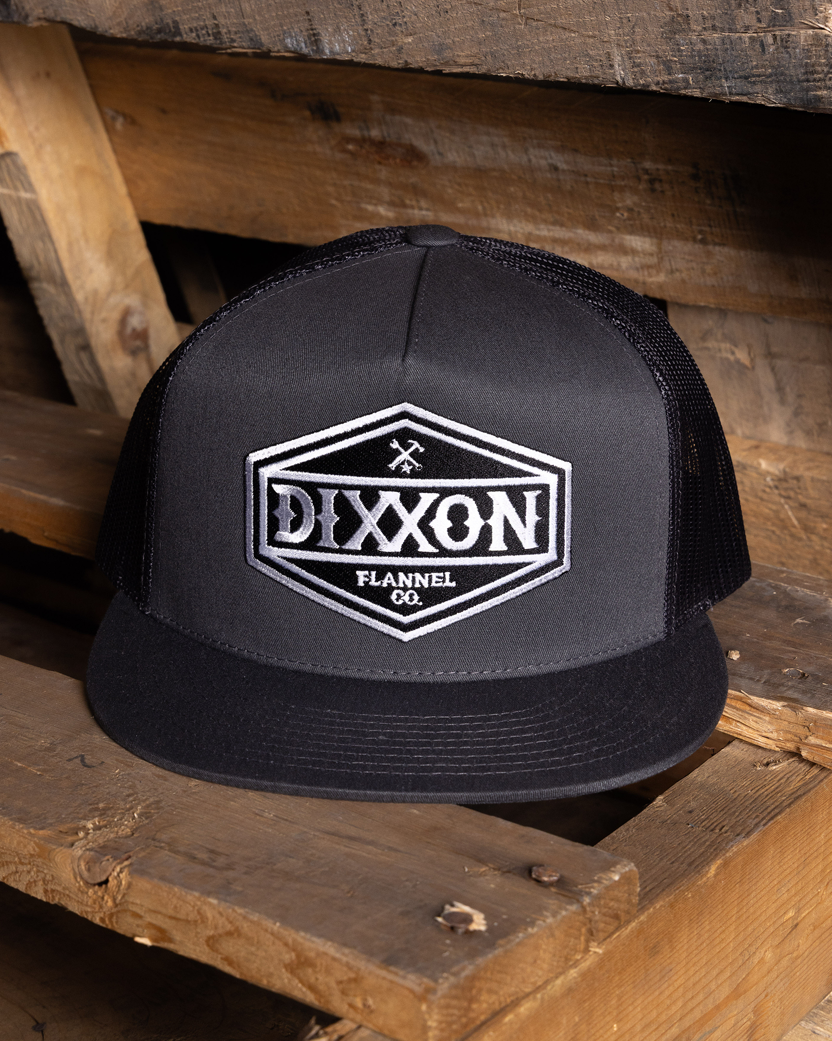 Foundry Shield Flat Bill Trucker Snapback - Black & White - view 4