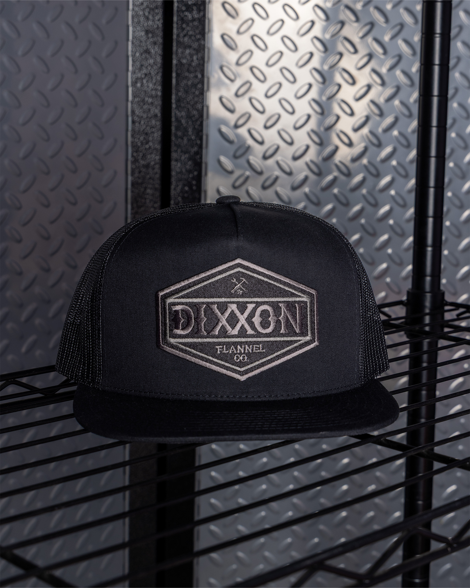 Foundry Shield Flat Bill Trucker Snapback - Black & Gray - view 4