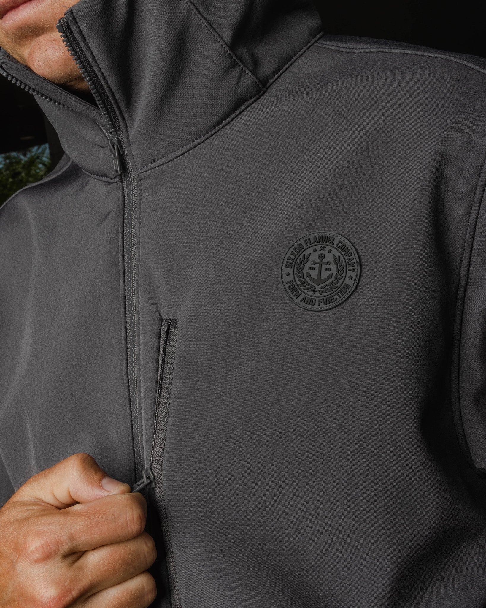 Dixxon Charcoal Anchor Jacket 2.0: Quality Outdoor Style