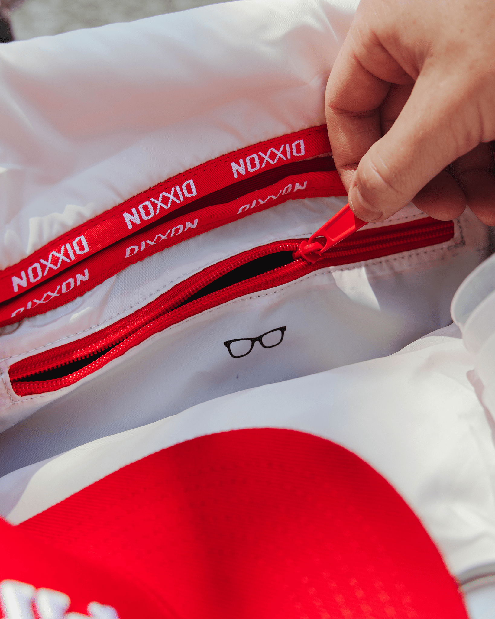 Bougie Duffle Bag - Red & White - Thumbnail 5