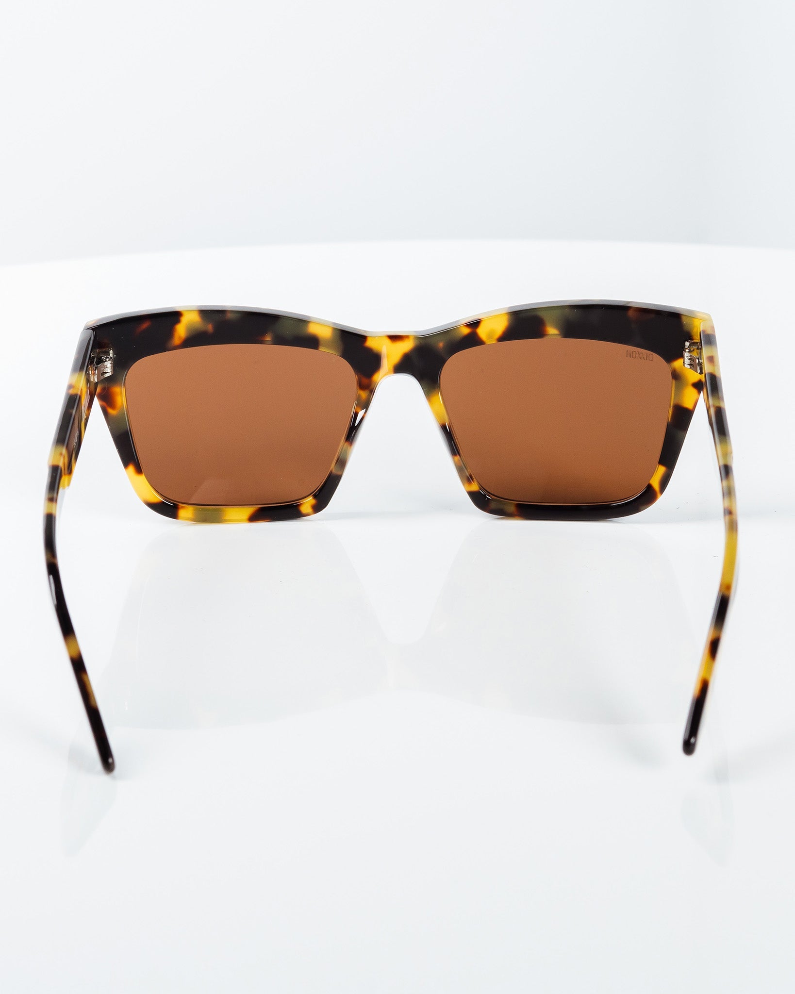 ティーチ Deville Sunglasses: Tortoise & Bronze | Dixxon Eyewear