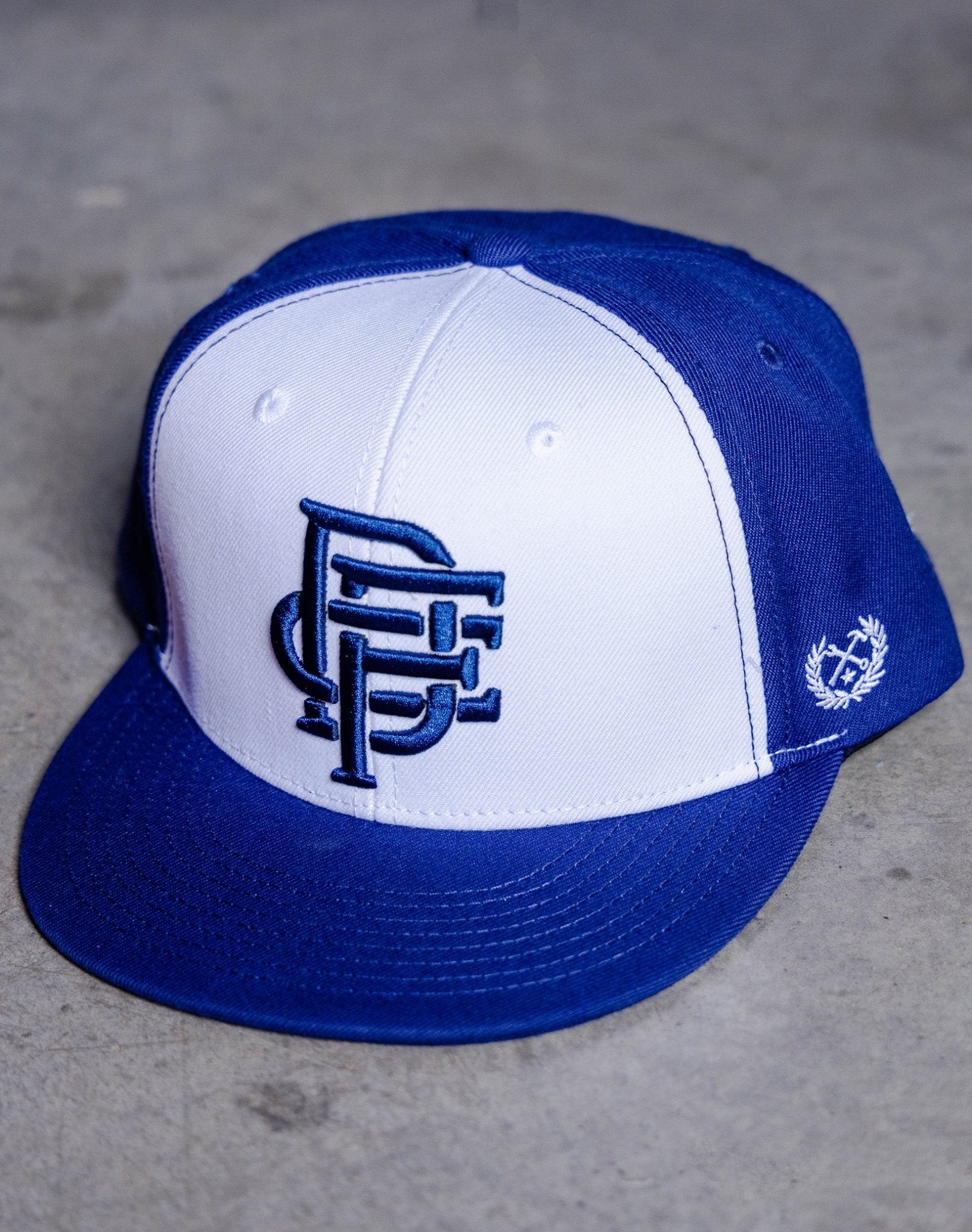 Icon Flat Bill Snapback | Dixxon Flannel Co.