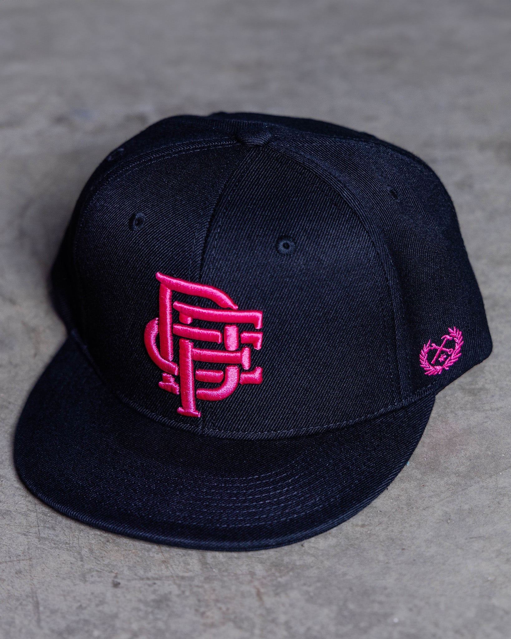 Icon Flat Bill Snapback - Dixxon Flannel Co.