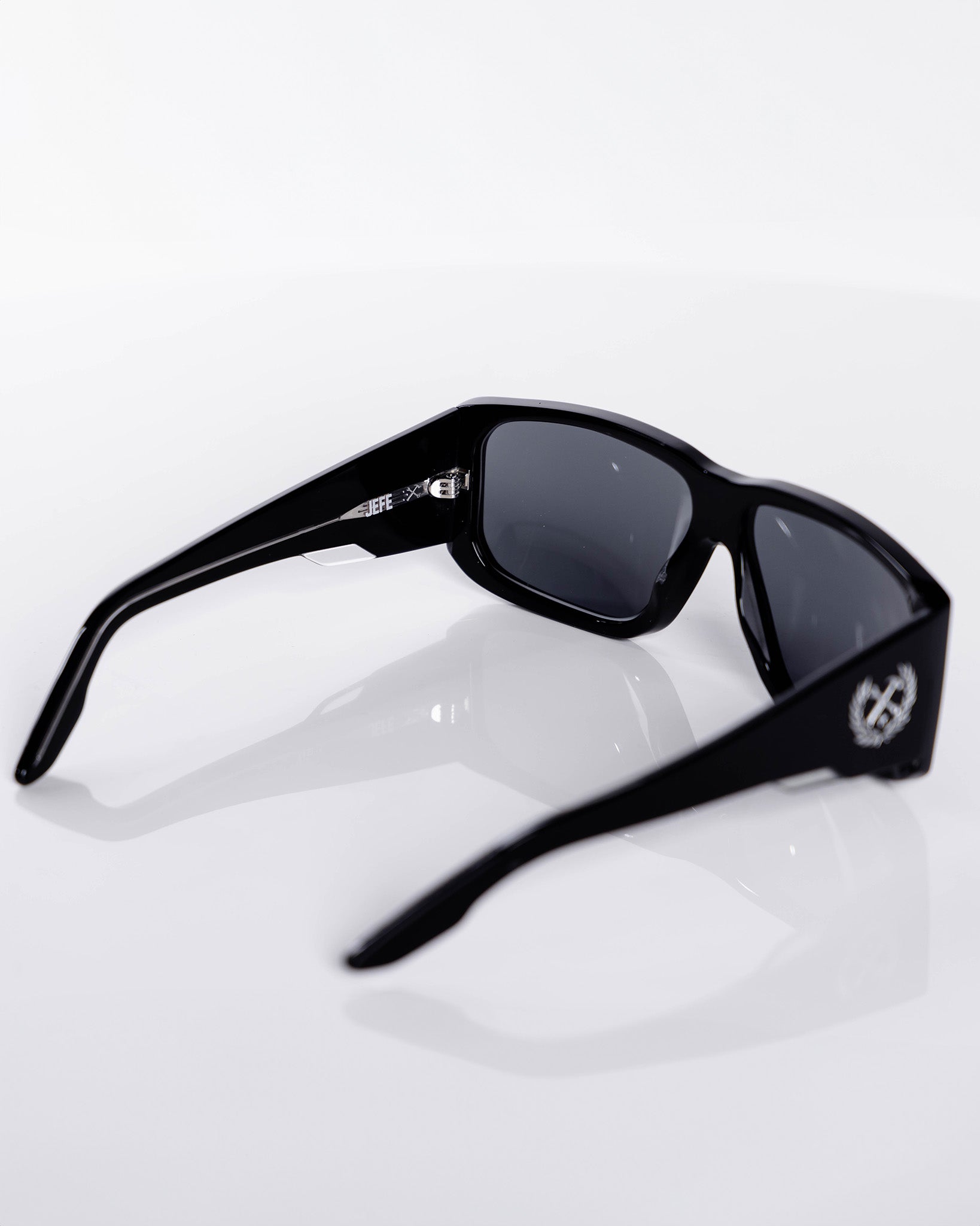 Jefe Sunglasses - Black & Gray - Dixxon Flannel Co.