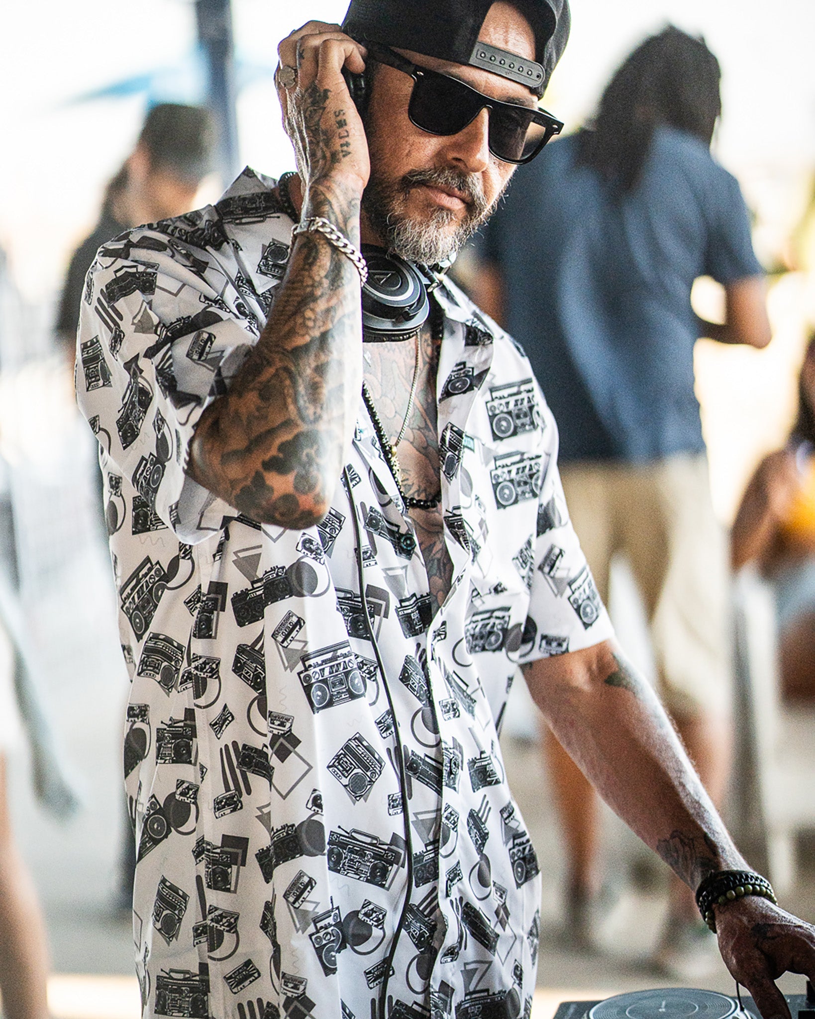 Livin' Out Loud Short Sleeve - Dixxon Flannel Co.