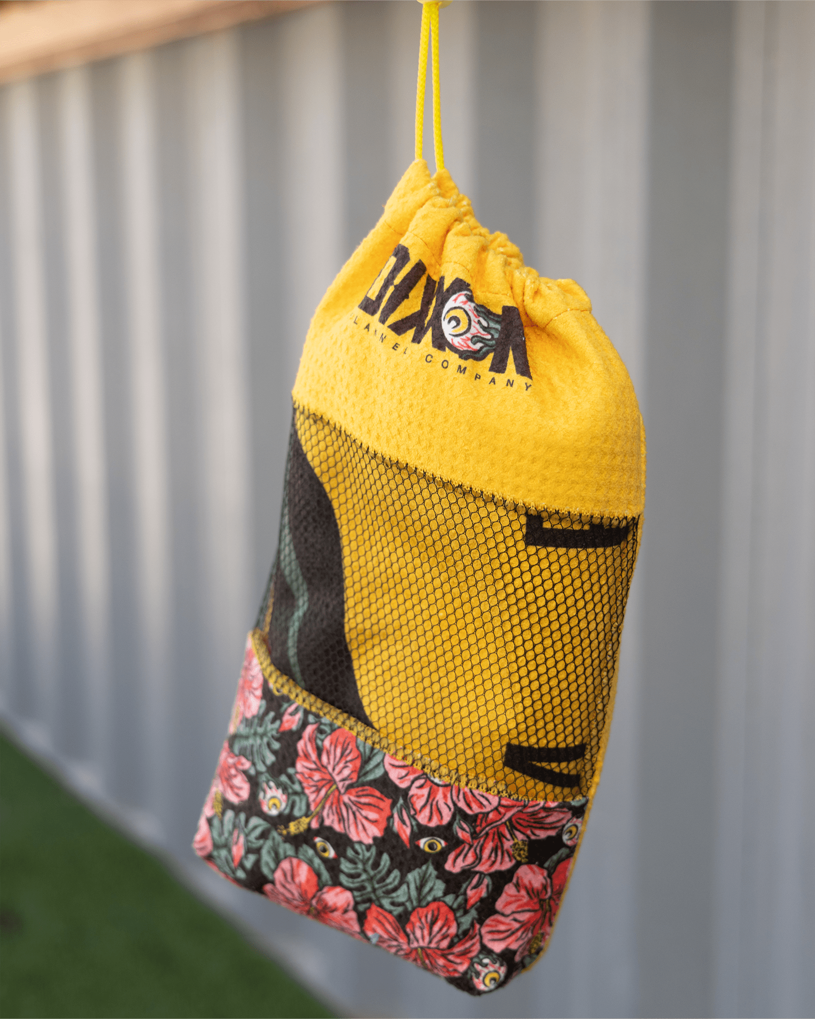 Maka Quick Dry Beach Towel - Dixxon Flannel Co.