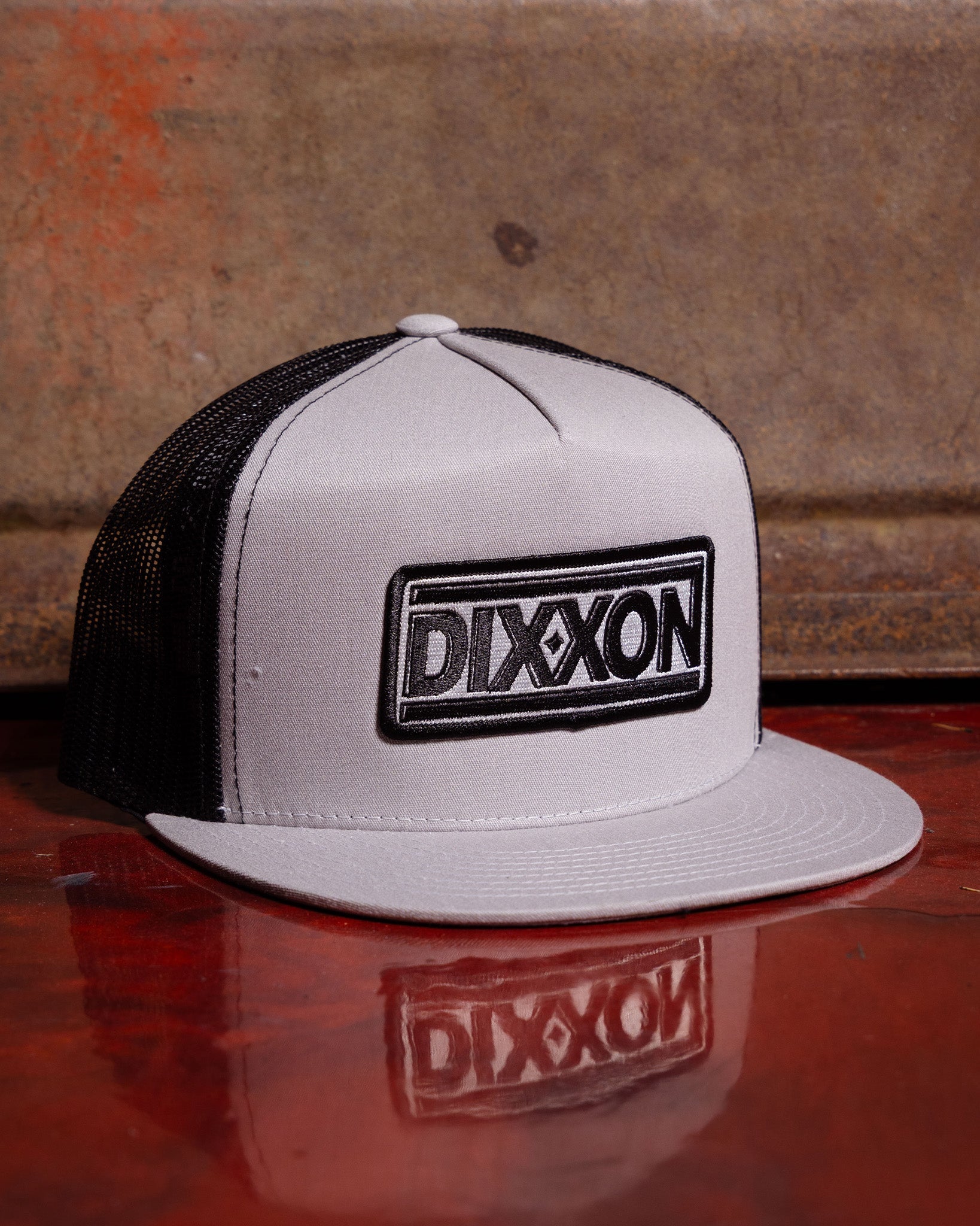 New Wave Flat Bill Trucker Snapback - White & Black - view 5