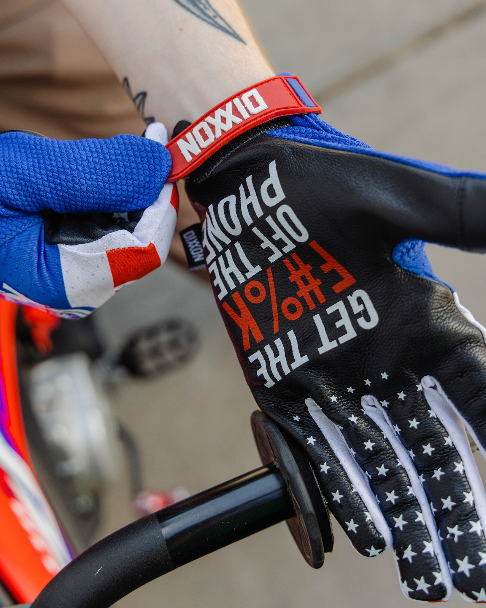 Dixxon No Apologies Moto Gloves: Ride in Style and Safety