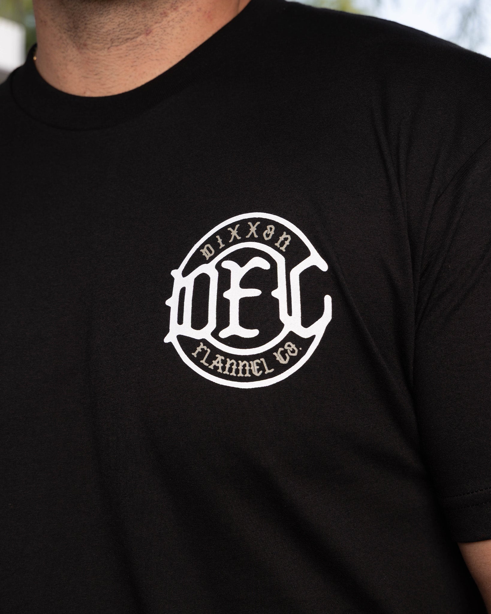 Dixxon's Represent T-Shirt - Black: Quality Cotton Tee for 2026