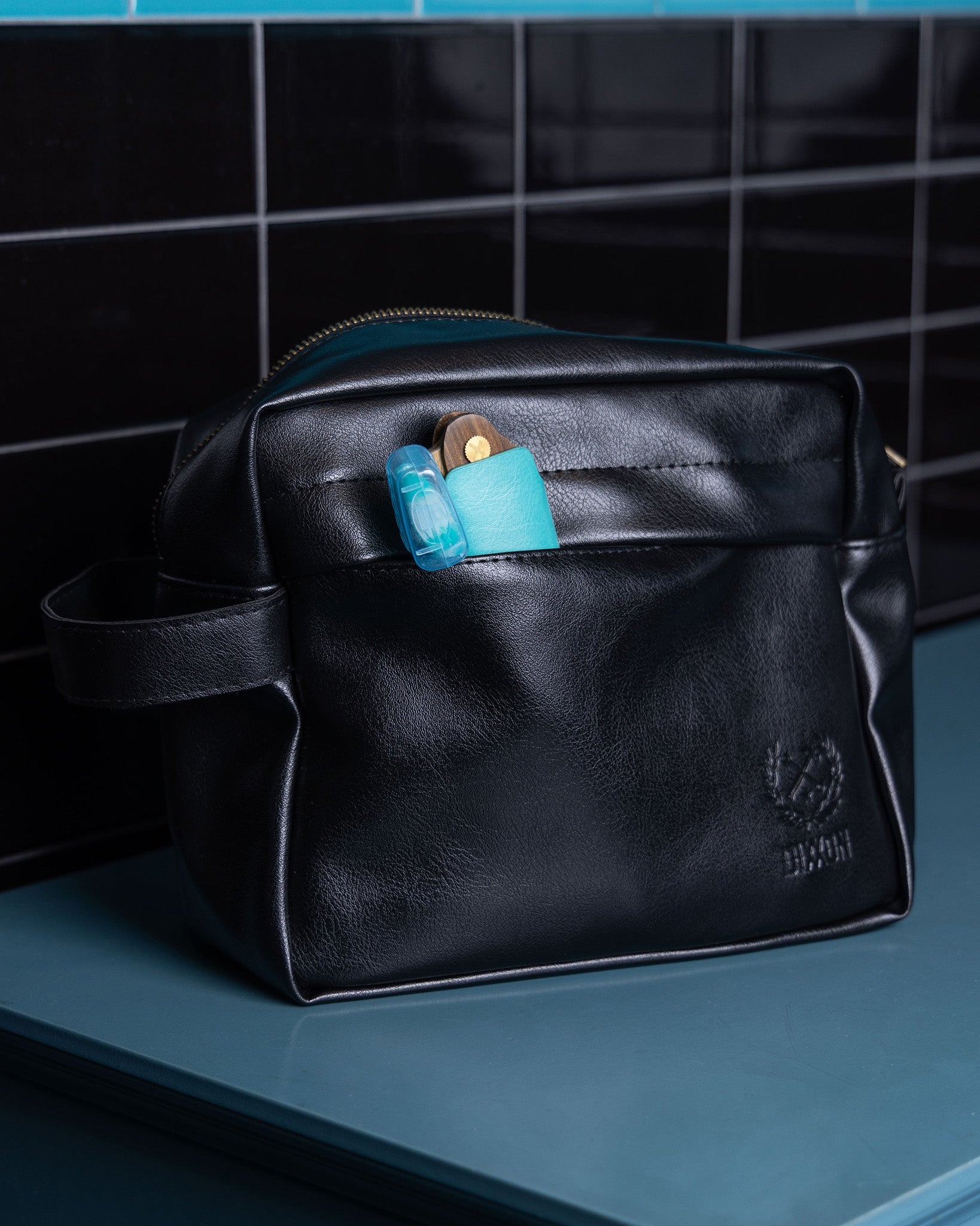 Toiletry Bag - Black Leather | Dixxon Flannel Co.
