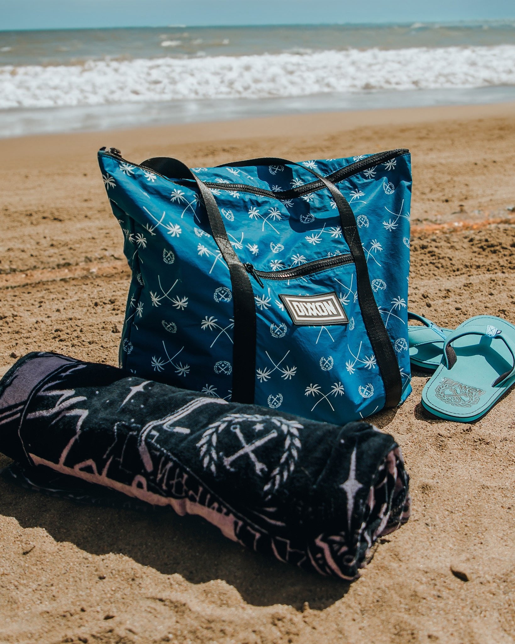 Twin Palms Zipper Tote Beach Bag - Dixxon Flannel Co.