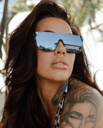 Grond ブラックメタル　blackl vega-sunglasses-black-chrome-