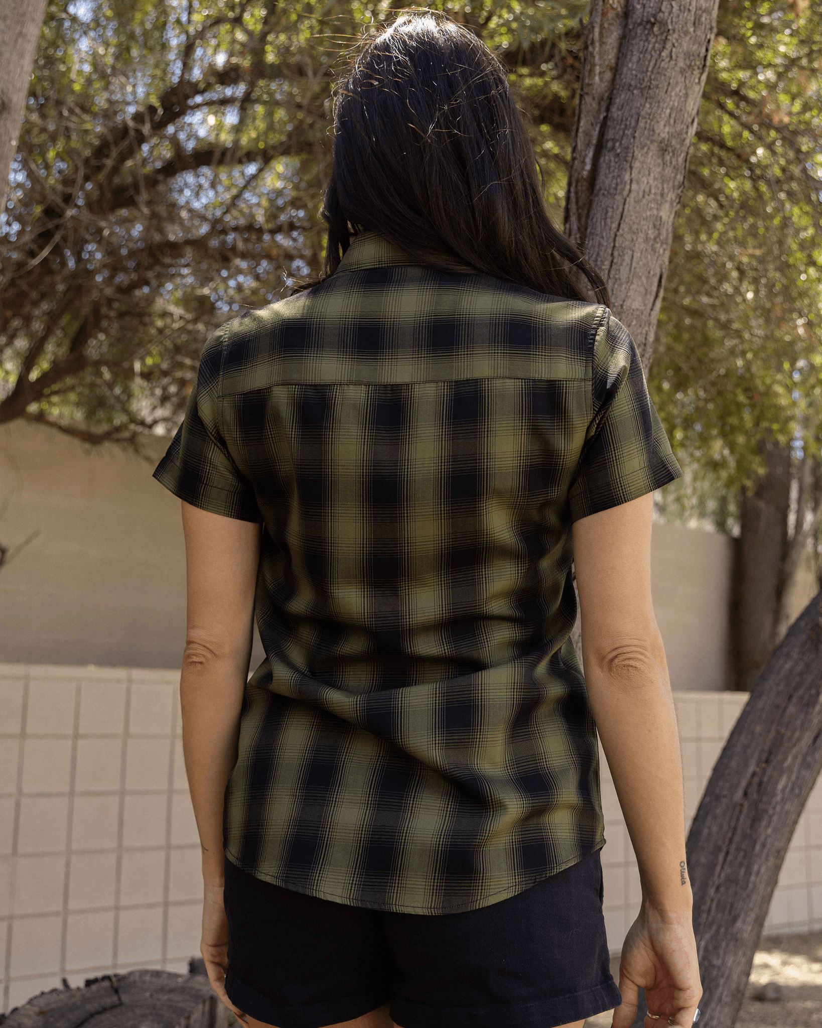 Women's Lone Wolf Heritage Bamboo Short Sleeve - Dixxon Flannel Co.