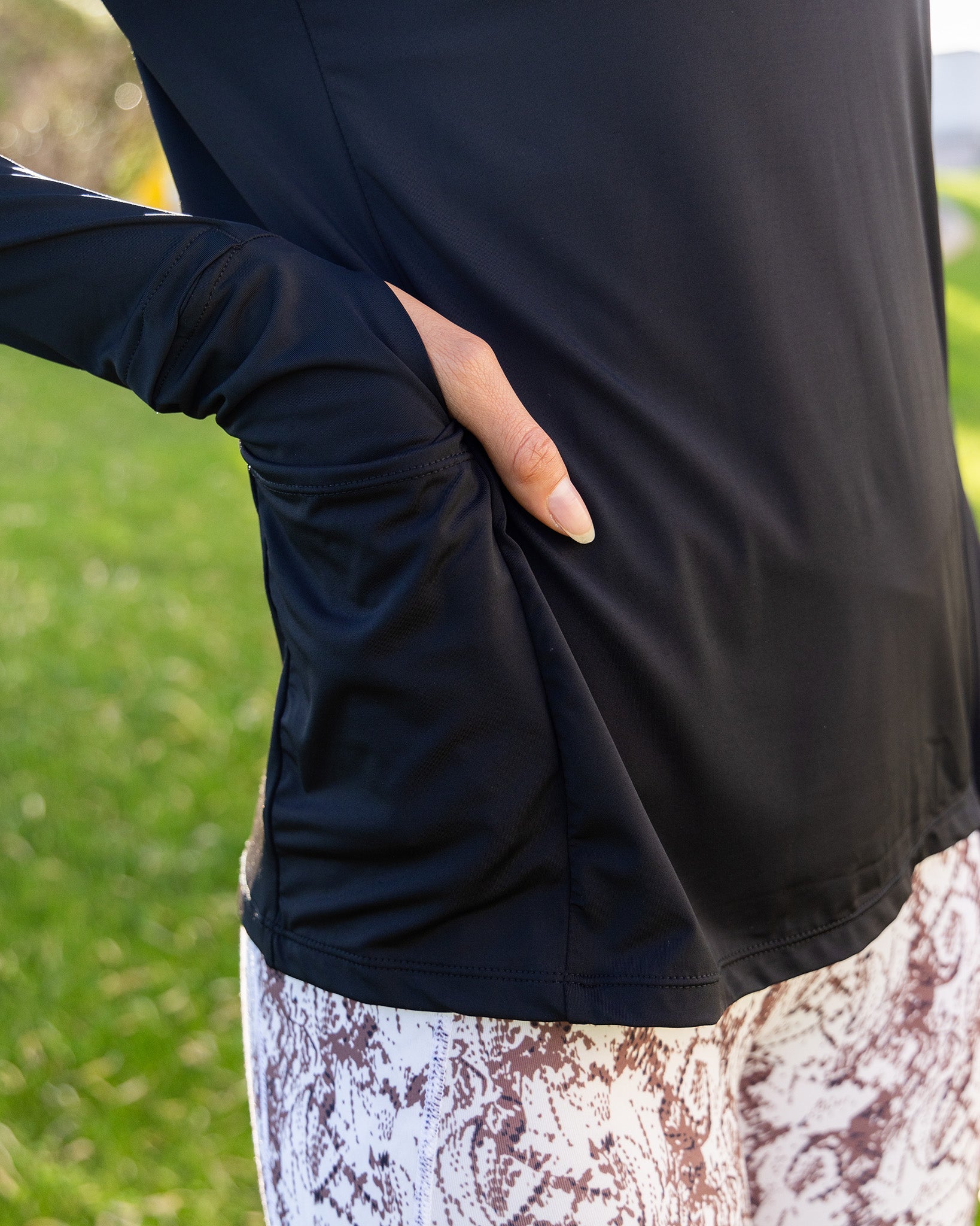 Women's Pace Quarter Zip - Black | Dixxon Flannel Co.