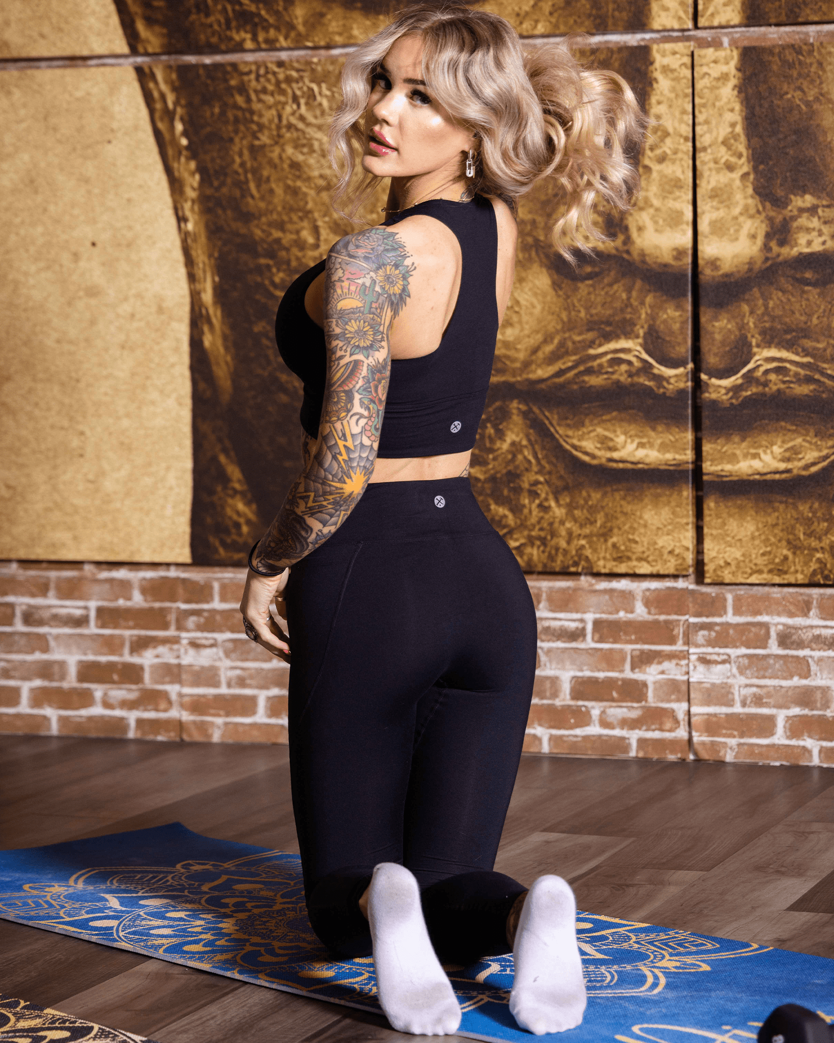 Women's Untamed Sports Bra - Panther - Dixxon Flannel Co.