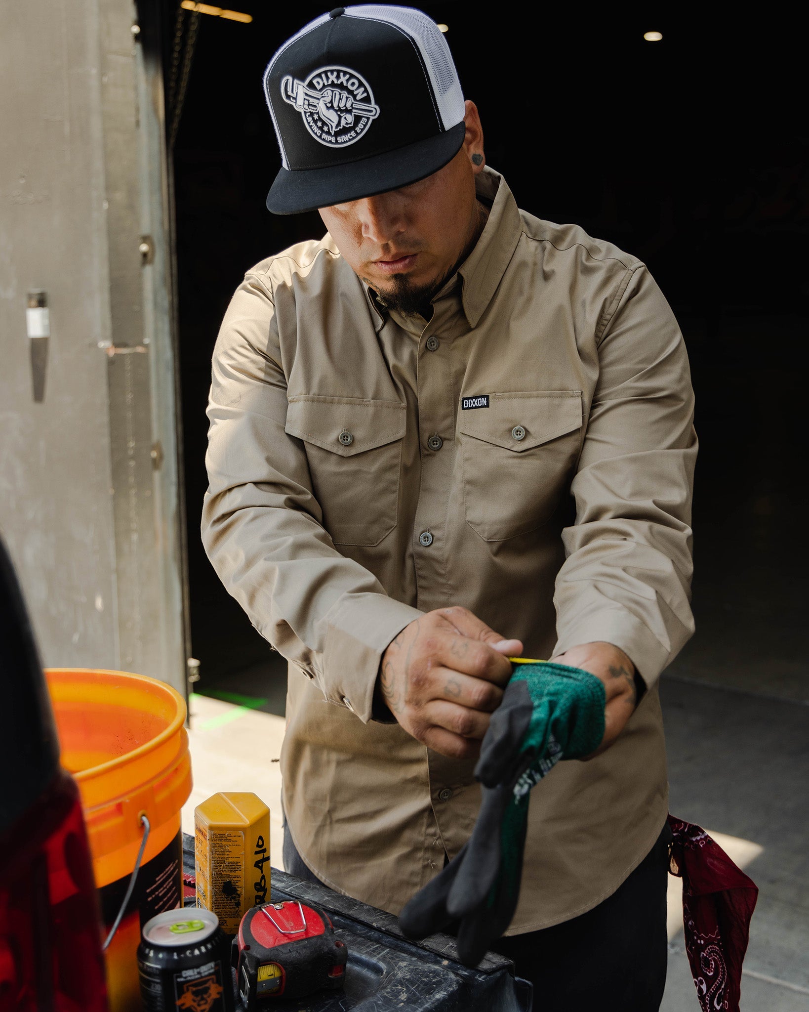 『TEN WORK SHIRT KHAKI S』 Dixxon WorkForce Khaki Shirt: Built to Last