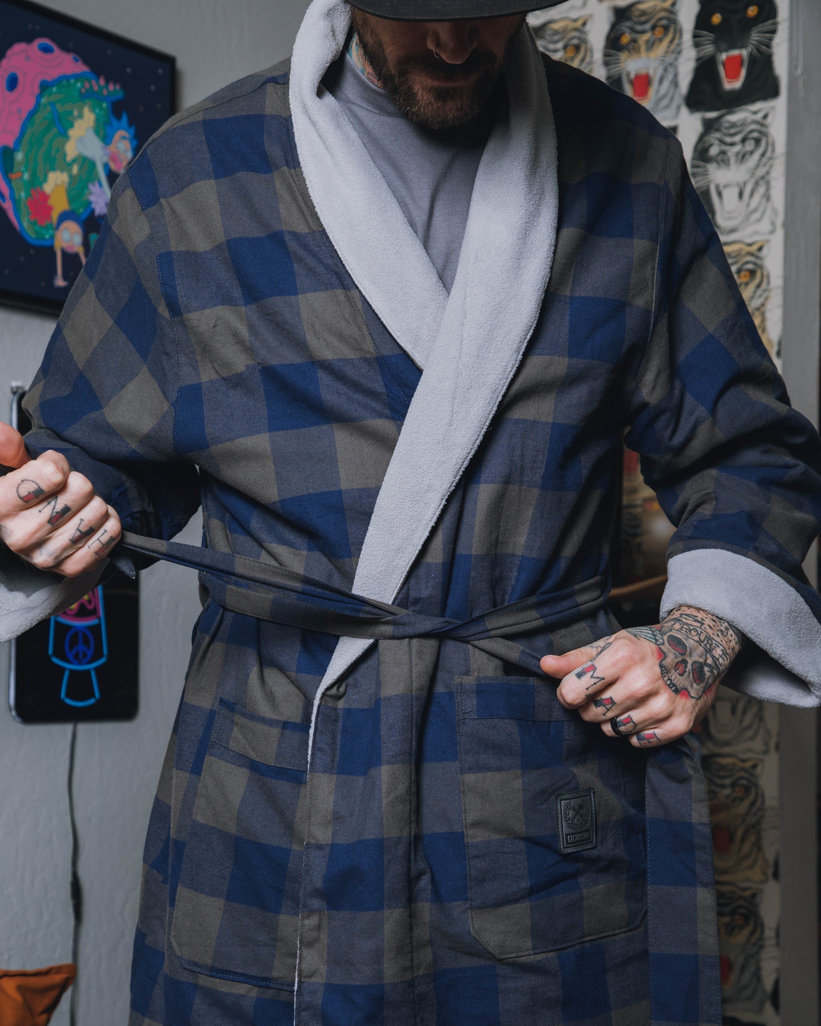Men's Dark 30 Fleece-Lined Robe Dixxon Flannel