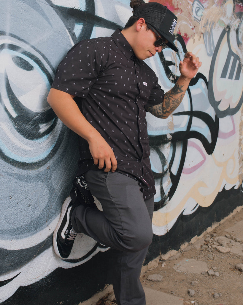 Historia Short Sleeve - Black - Dixxon Flannel Co.