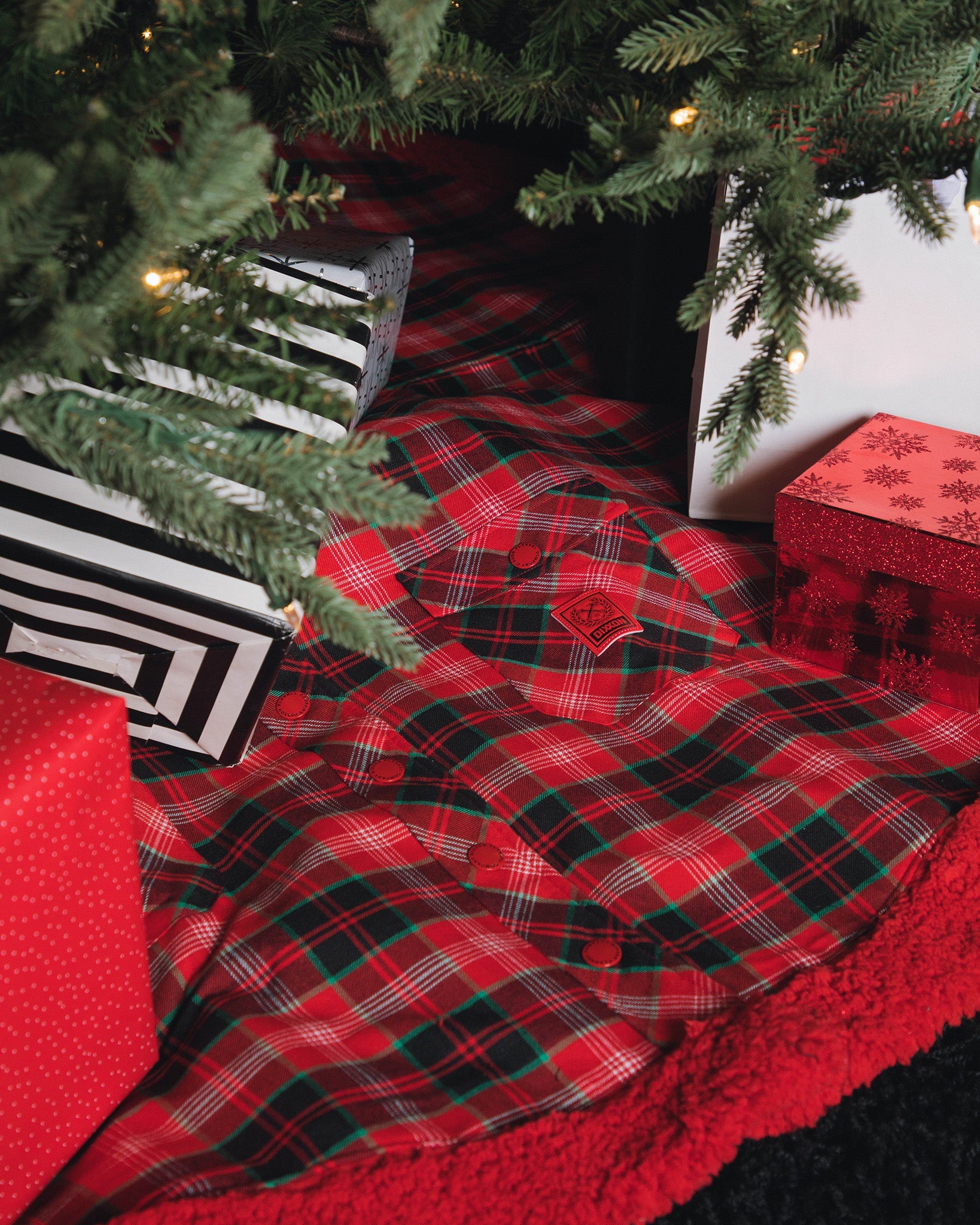 Holly Tree Skirt - Dixxon Flannel Co.