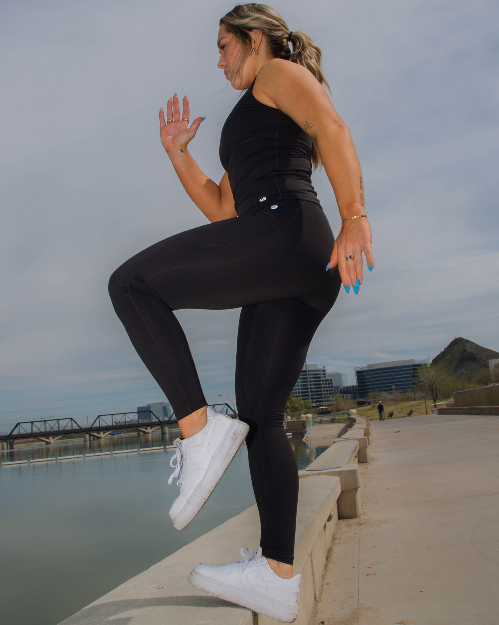 Women's Classic Leggings - Black - Dixxon Flannel Co.